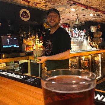 The Sink - The BEST and most ATTENTIVE bartender in Boulder, CO! - Pizza Near Me - Boulder, Colorado The Sink - The BEST and most ATTENTIVE bartender in Boulder, CO! - Pizza Near Me - Boulder, Colorado