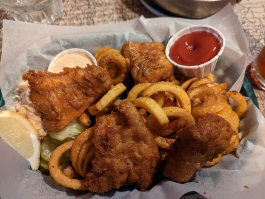 Monterey Pub by null