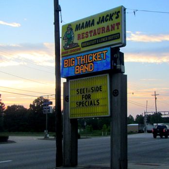 Mama Jacks Restaurant - American Near Me - Kountze, Texas