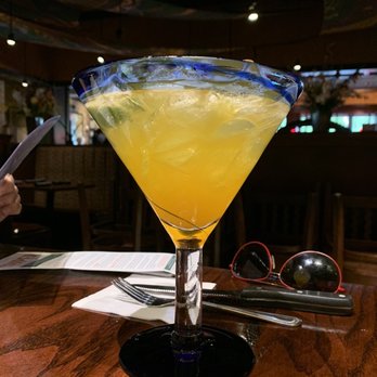 Houlihan's - My mango Margarita - Bars Near Me - Holmdel, New Jersey Houlihan's - My mango Margarita - Bars Near Me - Holmdel, New Jersey