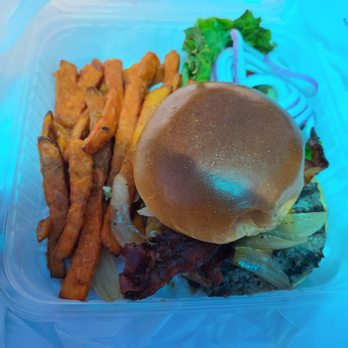 Grizzly Cafe - Grizzly Burger with sweet potato fries. - American Near Me - Wrightwood, California Grizzly Cafe - Grizzly Burger with sweet potato fries. - American Near Me - Wrightwood, California