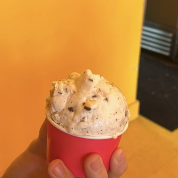 Superfine Sweets Shoppe - Mocha toffee chip - Ice Cream & Frozen Yogurt Near Me - Bentonville, Arkansas Superfine Sweets Shoppe - Mocha toffee chip - Ice Cream & Frozen Yogurt Near Me - Bentonville, Arkansas