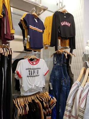 Q-store  Fashion Q, 8826 Washington Blvd, Pico Rivera, CA 90660, US