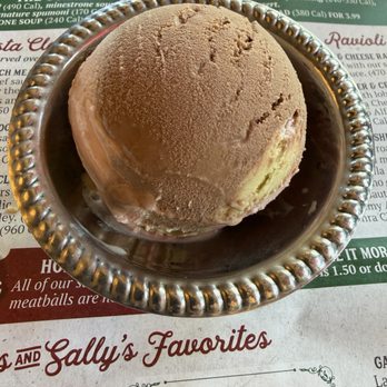 The Old Spaghetti Factory - Spumoni ice cream - Italian Near Me - Honolulu, Hawaii