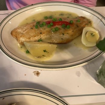 Versailles - Grilled red snapper - Cuban Near Me - Miami, Florida Versailles - Grilled red snapper - Cuban Near Me - Miami, Florida