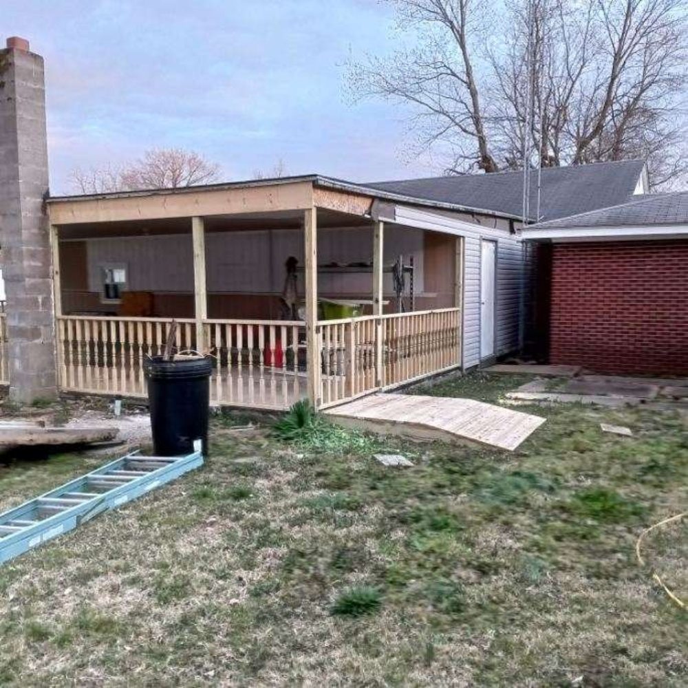 Slide of D&D Construction