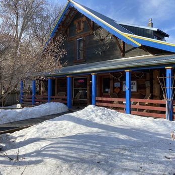 Pine Valley Lodge - Cute, cozy lodge in Halfway, Oregon. - Hotels Near Me