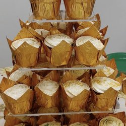 Momma T's Sweetz - She can definitely do the job!!!! GET YOUR SWEETZZZ! Nice and affordable too!