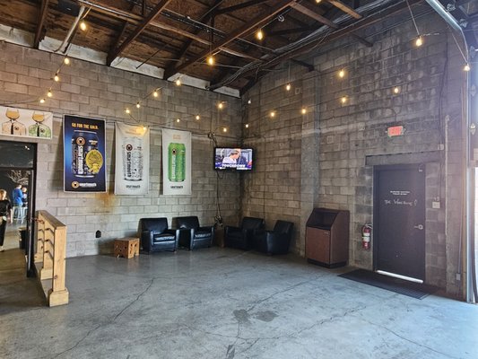 Smartmouth Brewing Co. by null