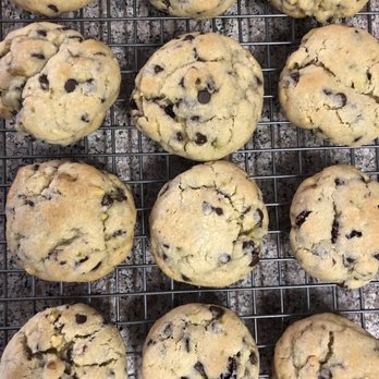 Sauer Kitchen - Cranberry, Chocolate Pistachio! - Desserts Near Me Sauer Kitchen - Cranberry, Chocolate Pistachio! - Desserts Near Me