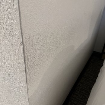 Renaissance Boca Raton Hotel - Dirty wall next to bed - Hotels Near Me - Boca Raton, Florida Renaissance Boca Raton Hotel - Dirty wall next to bed - Hotels Near Me - Boca Raton, Florida