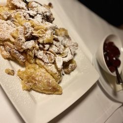 Landhaus Vogelbauer - Der beste Kaiserschmarren mit frischem Kompott