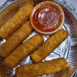Gino's Real New York Pizza - Mozzarella sticks