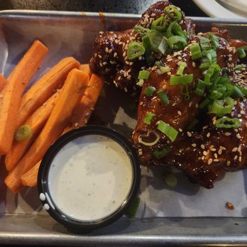 Oggi's - Korean BBQ wings - $1.50 each special on Wednesdays - delicious! - Pizza Near Me - San Diego, California Oggi's - Korean BBQ wings - $1.50 each special on Wednesdays - delicious! - Pizza Near Me - San Diego, California