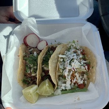 El Rincon Oaxaqueño - Meat tacos - Food Trucks Near Me - Pittsburgh, Pennsylvania