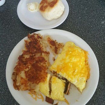 Chubby's Diner - Bacon mushroom and cheese omlette - Breakfast & Brunch Near Me - Roseville, California Chubby's Diner - Bacon mushroom and cheese omlette - Breakfast & Brunch Near Me - Roseville, California
