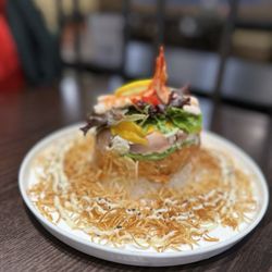 Kamome Japanese Restaurant - Sushi Tower