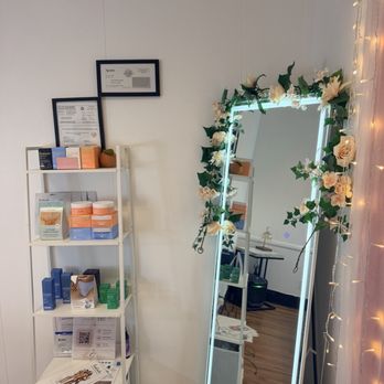 Brazilian Bliss Wax Studio - Cute studio! - Waxing Near Me - Palm Desert, California Brazilian Bliss Wax Studio - Cute studio! - Waxing Near Me - Palm Desert, California