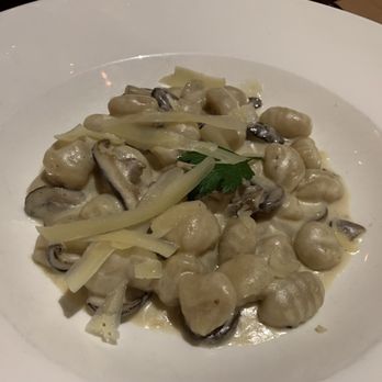 Pera Soho - Mediterranean Near Me - New York, New York Pera Soho - Mediterranean Near Me - New York, New York