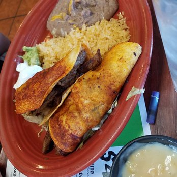 Restaurante Rios - a plate of mexican food - Mexican Near Me - Cordell, Oklahoma