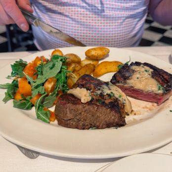 Mustards Grill - Rib eye steak - New American Near Me - Napa, California
