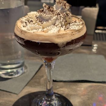 Colton's Social House - Crumb and get it - New American Near Me - Clovis, California