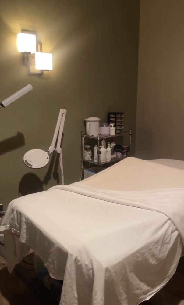 Ojas Massage and Skin Care - Columbia Logo