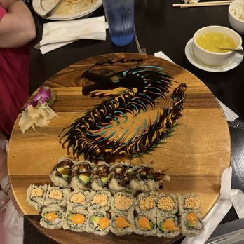 Yoshino - #3 Maki Combo - Japanese Near Me - Pittsburgh, Pennsylvania