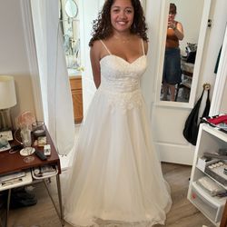 Sew Savvy Alterations - Wedding dress fitting