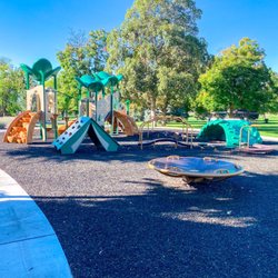 Kiwanis Park - Cute Outdoorsy Theme!