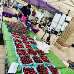 Eighth Street Farmers Market - Cherries