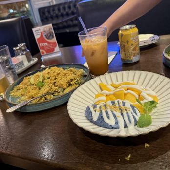 Kanok Thai Bistro - Mango MANGO WITH SWEET STICKY RICE - Thai Near Me - Costa Mesa, California Kanok Thai Bistro - Mango MANGO WITH SWEET STICKY RICE - Thai Near Me - Costa Mesa, California