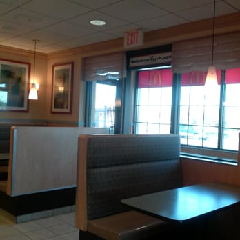 McDonald's - the inside of a restaurant - Burgers Near Me - Bloomingdale, Illinois