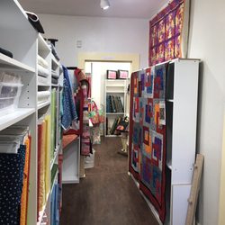 Donna's Quilt Shop - See. I told you to go inside.