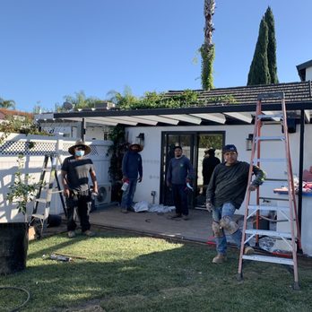 Green Grounds Landscape Services - Hardworking crew at work - Landscaping Near Me - Los Angeles, California