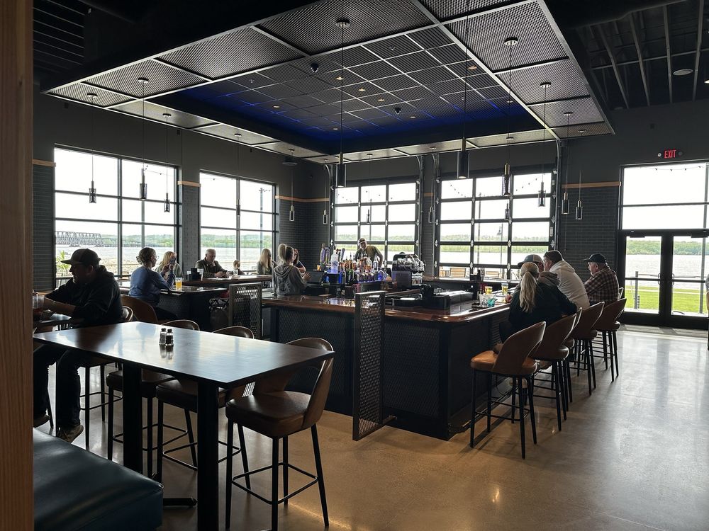 Turnwater Bar And Grill
