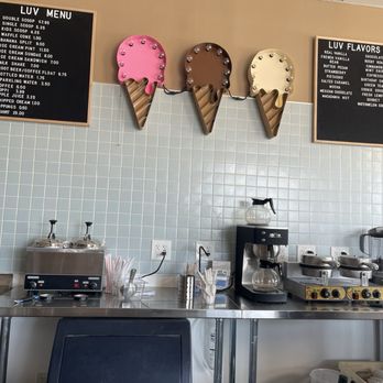 Ice Cream Luv - Ice cream shop - Ice Cream & Frozen Yogurt Near Me - Los Angeles, California