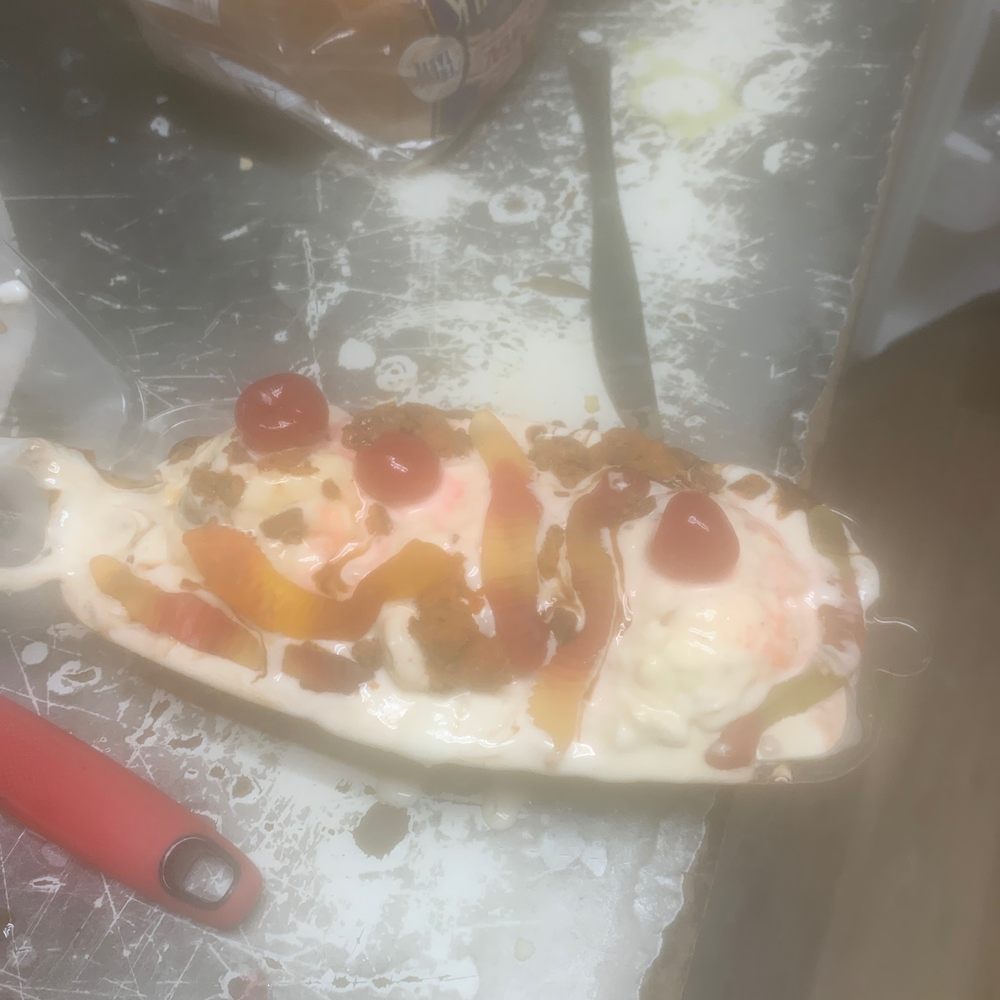 Baskin-Robbins - Banana split made by Monica - Ice Cream & Frozen Yogurt Near Me - Sacramento, California Baskin-Robbins - Banana split made by Monica - Ice Cream & Frozen Yogurt Near Me - Sacramento, California