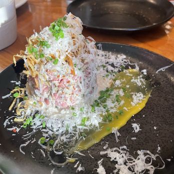 Sante - Beef tartare - Tapas/Small Plates Near Me - Woodstock, Vermont Sante - Beef tartare - Tapas/Small Plates Near Me - Woodstock, Vermont