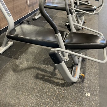 24 Hour Fitness - Ab workout area. - Gyms Near Me - Arvada, Colorado