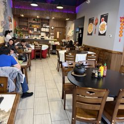 Jiu Fu Cafe 明记 - Inside