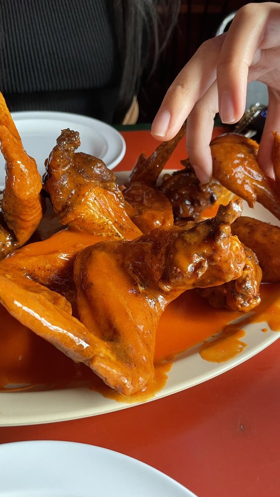 THE PEANUT 120 Photos & 221 Reviews 5000 Main St, Kansas City, MO