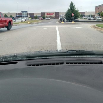 Meijer - Yes, you see it right. Left. Right, but not straight?!?!!  WTF I go straight. - Bakeries Near Me - Columbus, Ohio