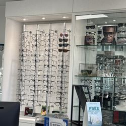 Family Focused Eyecare - Inside