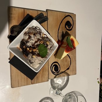 Sonder - Amazing desserts !! Brownie / Oreo ice cream and the cheesecake - Salad Near Me - Bakersfield, California Sonder - Amazing desserts !! Brownie / Oreo ice cream and the cheesecake - Salad Near Me - Bakersfield, California