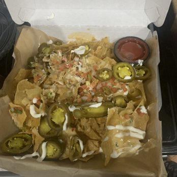 Buffalo Wild Wings - Ultimate Nachos - American Near Me - Strongsville, Ohio