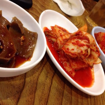 Gom Tang E - Only 3 banchan options, but they were really fresh~ - Korean Near Me - Centreville, Virginia