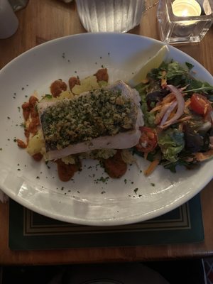 Danno's Restaurant & Bar by null