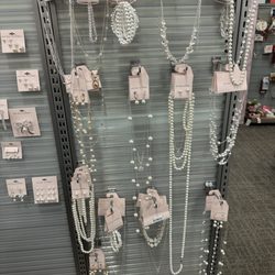Who doesn't love pearls