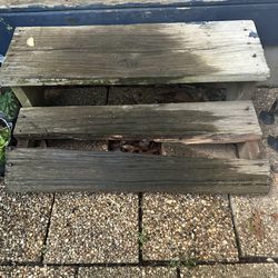 Appliance Center of Hendersonville - Broken steps.